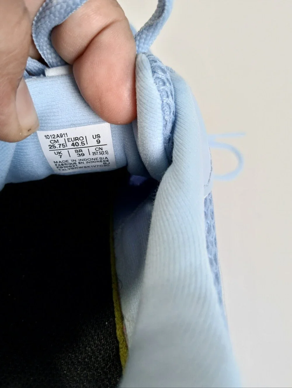 Asics Light Blue Running Sneakers with Coral Accents - Picture 11 of 11